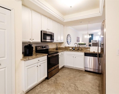 5517 Palmer Circle - Photo Thumbnail 7