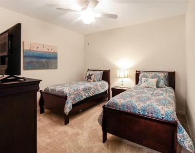 5517 Palmer Circle - Photo Thumbnail 12