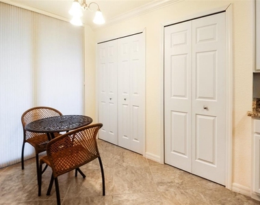 5517 Palmer Circle - Photo Thumbnail 6