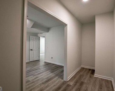 515 Allens Landing Court - Photo Thumbnail 8