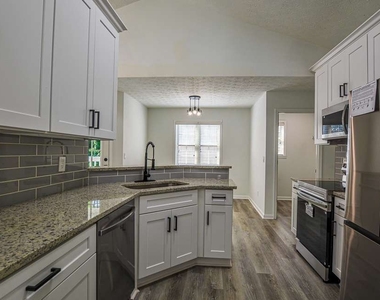515 Allens Landing Court - Photo Thumbnail 27