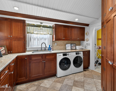44 Webb Avenue - Photo Thumbnail 11