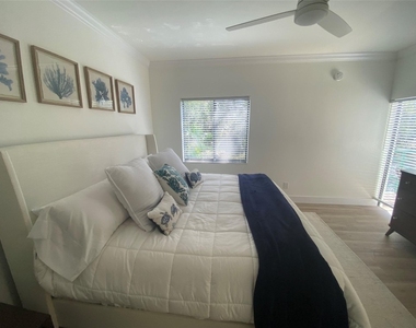 2286 Anchorage Lane - Photo Thumbnail 17