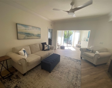 2286 Anchorage Lane - Photo Thumbnail 9