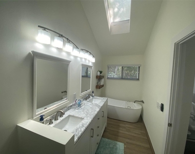 2286 Anchorage Lane - Photo Thumbnail 21