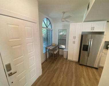 2286 Anchorage Lane - Photo Thumbnail 6