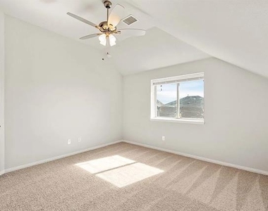 1232 Starlight Avenue - Photo Thumbnail 19