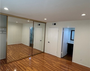 404 Concord - Photo Thumbnail 14