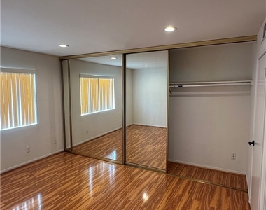 404 Concord - Photo Thumbnail 15