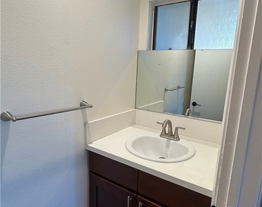 404 Concord - Photo Thumbnail 2