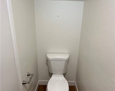 404 Concord - Photo Thumbnail 3