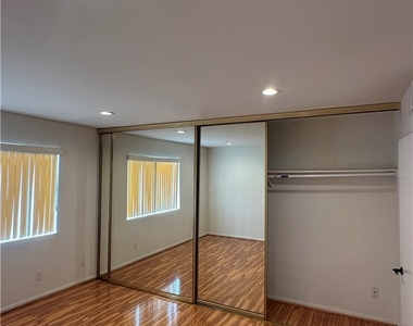 404 Concord - Photo Thumbnail 16