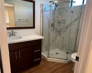 404 Concord - Photo Thumbnail 19