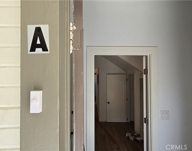 975 N Park - Photo Thumbnail 2