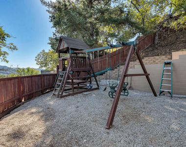 21832 Canon Drive - Photo Thumbnail 9