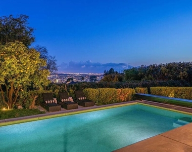 1514 Sunset Plaza Drive - Photo Thumbnail 41