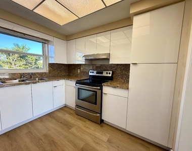 1165 E Atlantic Avenue - Photo Thumbnail 4