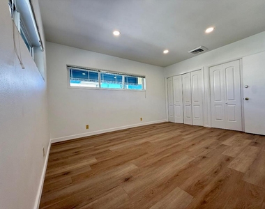 1165 E Atlantic Avenue - Photo Thumbnail 14
