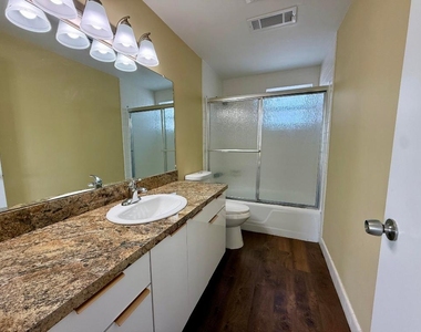 1165 E Atlantic Avenue - Photo Thumbnail 8