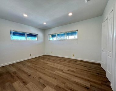 1165 E Atlantic Avenue - Photo Thumbnail 12