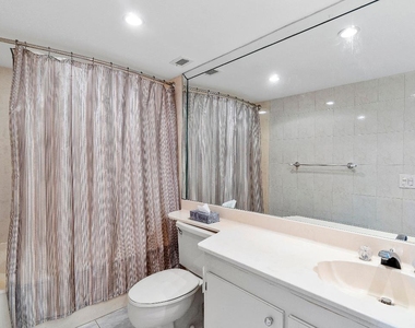 2851 S Ocean Boulevard - Photo Thumbnail 9