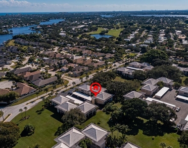 6 Concourse Drive - Photo Thumbnail 37