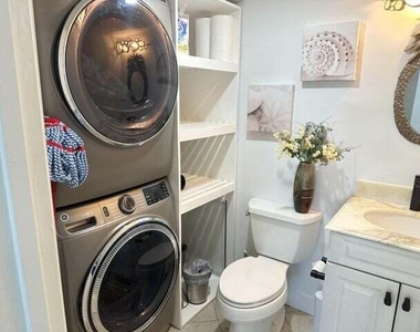 237 Seabreeze Circle - Photo Thumbnail 17
