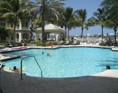 804 E Windward Way - Photo Thumbnail 15