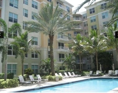 804 E Windward Way - Photo Thumbnail 16