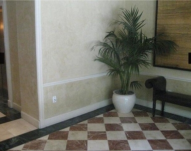 804 E Windward Way - Photo Thumbnail 7