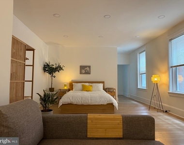114 S 58th Street - Photo Thumbnail 1