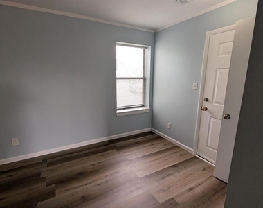 13402 Shady Knoll Drive - Photo Thumbnail 16