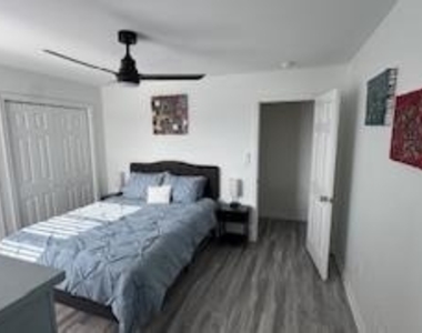 1546 Savannah Road - Photo Thumbnail 3