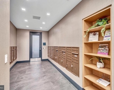 6803 Cameron Drive Nw - Photo Thumbnail 3