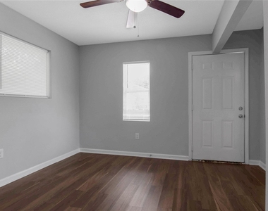 3621 Mainer Street - Photo Thumbnail 6