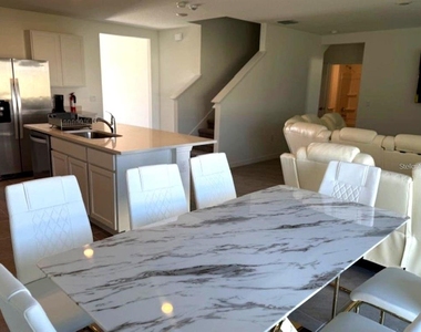 3440 Ivy Hollow Drive - Photo Thumbnail 7