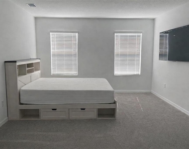 3440 Ivy Hollow Drive - Photo Thumbnail 10