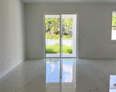 2057 Barroso - Photo Thumbnail 7