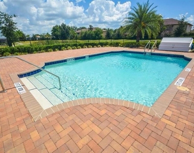 1680 Houston Street - Photo Thumbnail 3