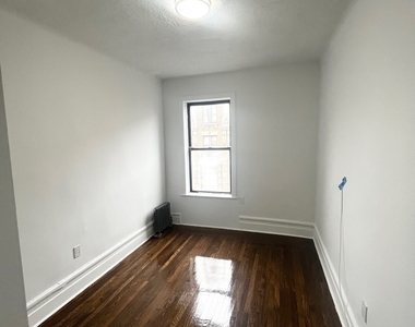 660 West 180th Street - Photo Thumbnail 6