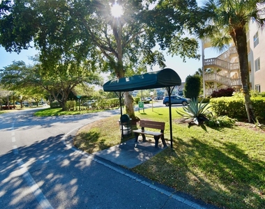 4301 Martinique Circle - Photo Thumbnail 21