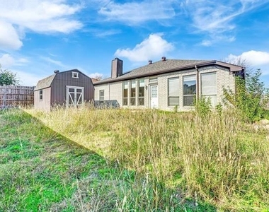 1708 Windcastle Drive - Photo Thumbnail 27