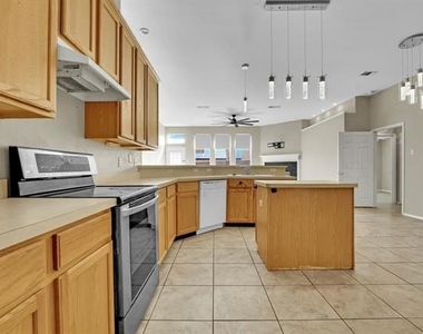 1708 Windcastle Drive - Photo Thumbnail 15