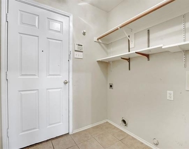 1708 Windcastle Drive - Photo Thumbnail 9