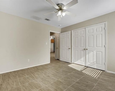 1708 Windcastle Drive - Photo Thumbnail 18