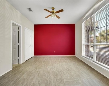 1708 Windcastle Drive - Photo Thumbnail 6