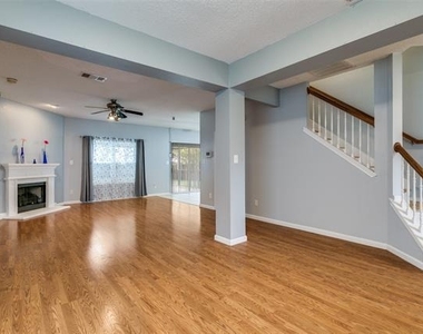 307 Pointer Place - Photo Thumbnail 6