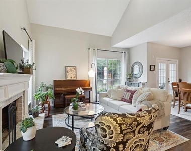 4050 Frankford Road - Photo Thumbnail 8