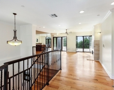 1420 Ashland Avenue - Photo Thumbnail 2