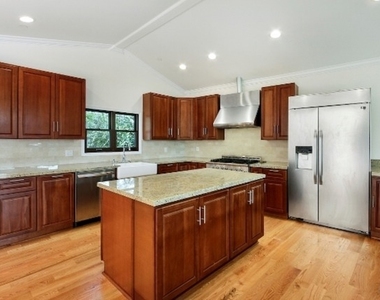 1420 Ashland Avenue - Photo Thumbnail 8